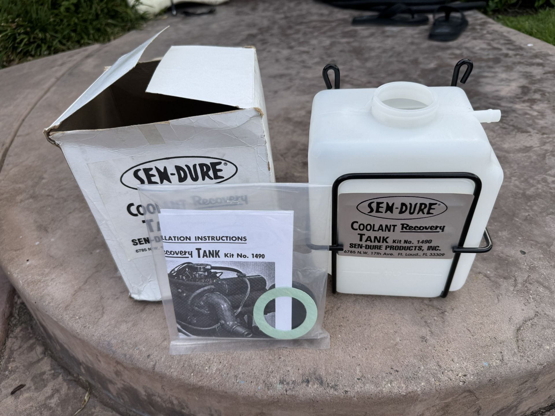 Coolant Recovery Tank
