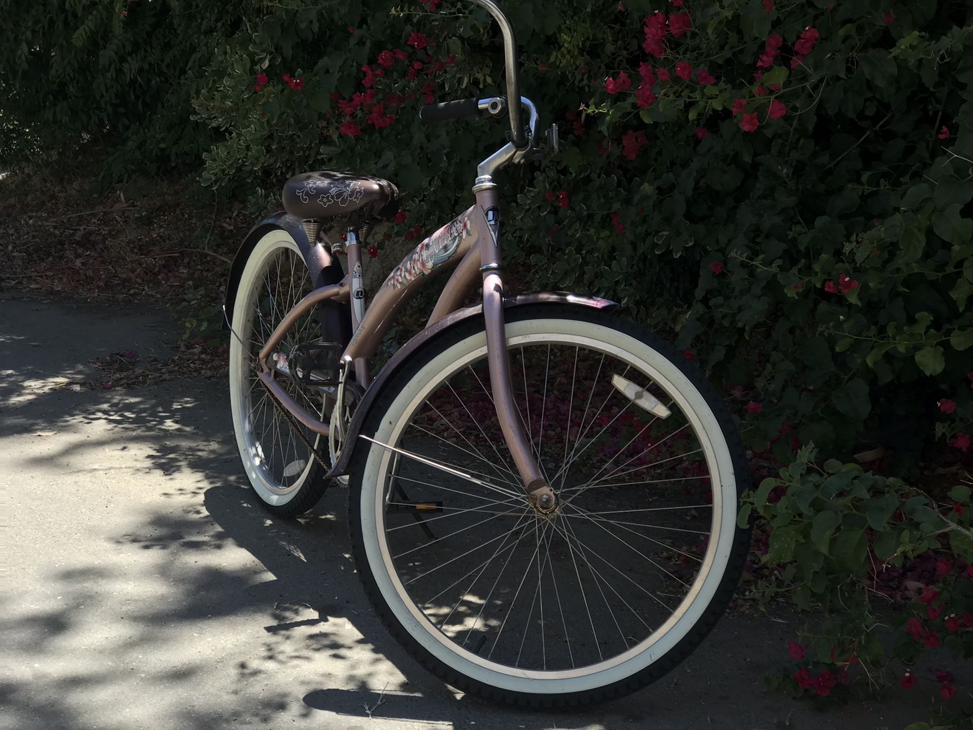 26 Nirve Lahaina Cruiser Women Bike for Sale in Highland CA OfferUp