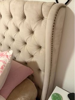 QUEEN PLATFORM BED FRAME ONLY