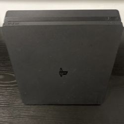 PS4 Slim 500GB Console – 2 Controllers- Great Condition