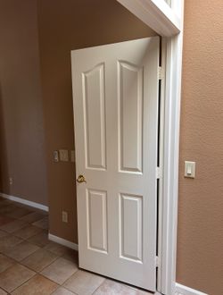 Doors - interior double doors includes casing & glass transom