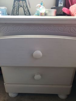 Nightstand With 2-Drawers