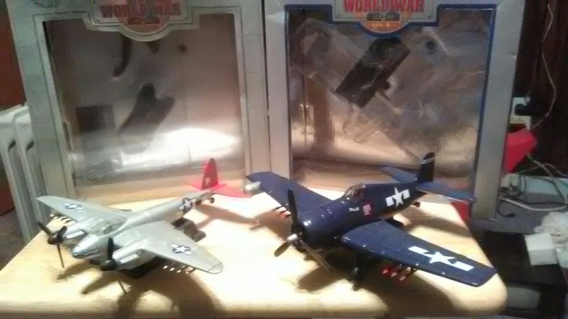 2 world war 2 diecast metal planes