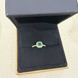 Brand New Colombian Emerald & Diamond Engagement Ring – Solid 18K Gold (Certified) 