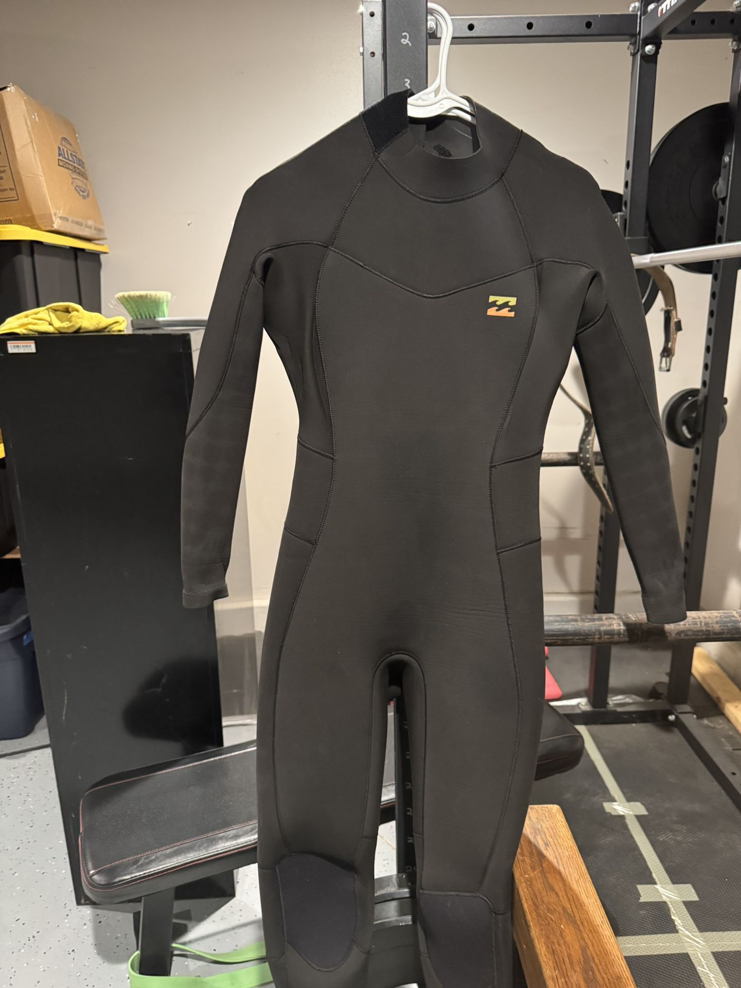 Women’s Wetsuit- Billabong Synergy 4/3 Size US 10