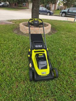 Lawnmover Self Propelled Tool Only Needs  18v