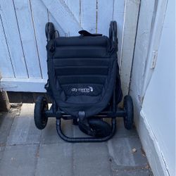 Stroller 