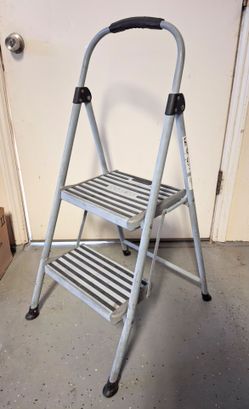 Step ladder