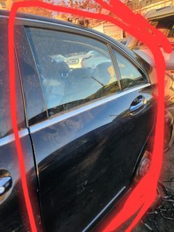 2007-2014 MERCEDES BENZ C250, C300 DRIVER SIDE BACK DOOR!
