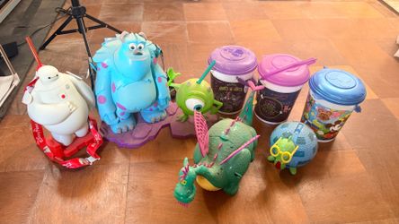 Disneyland popcorn buckets and sippers