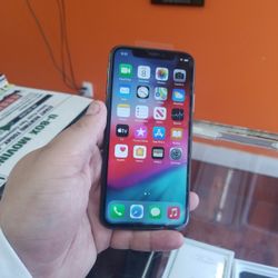 iPhone X FACTORY UNLOCK 64GB