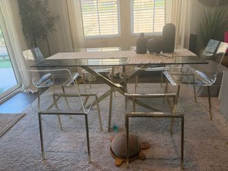 Dinner Table and 6 Chairs