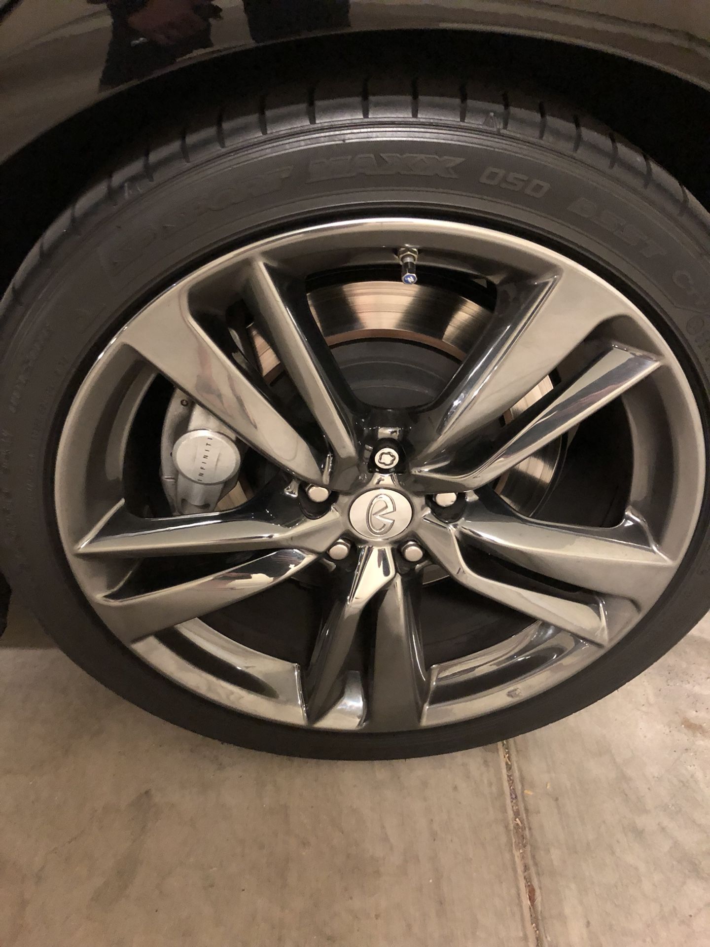 19” Infiniti Q50/G37 Black Chrome wheels Rare!