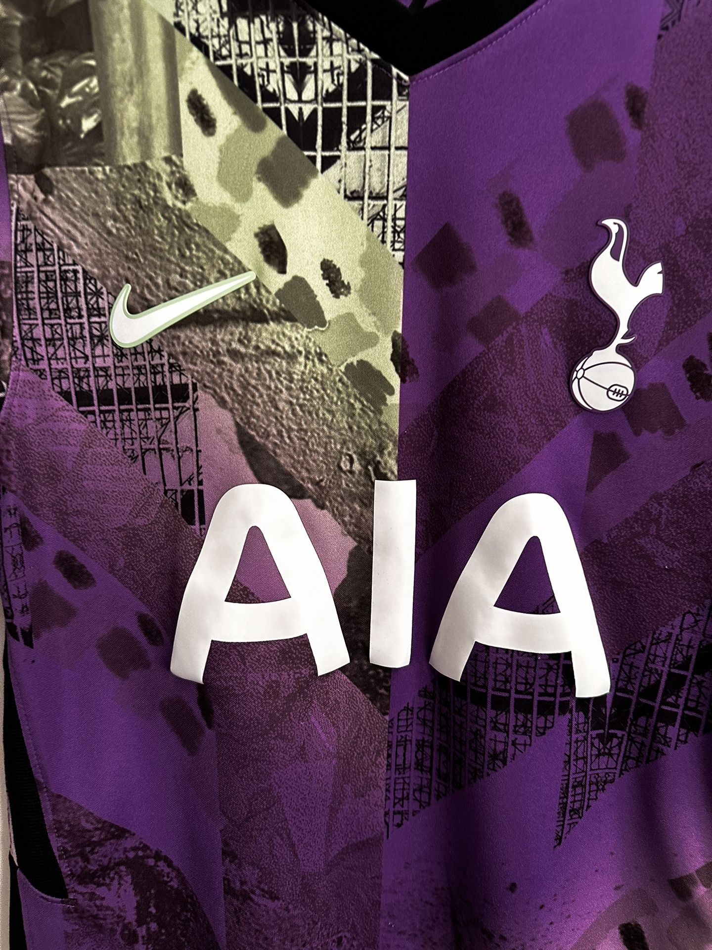 Soccer Jersey Tottenham Spurs Size Small Adult