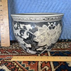 Chinese Blue & White Porcelain Planter 