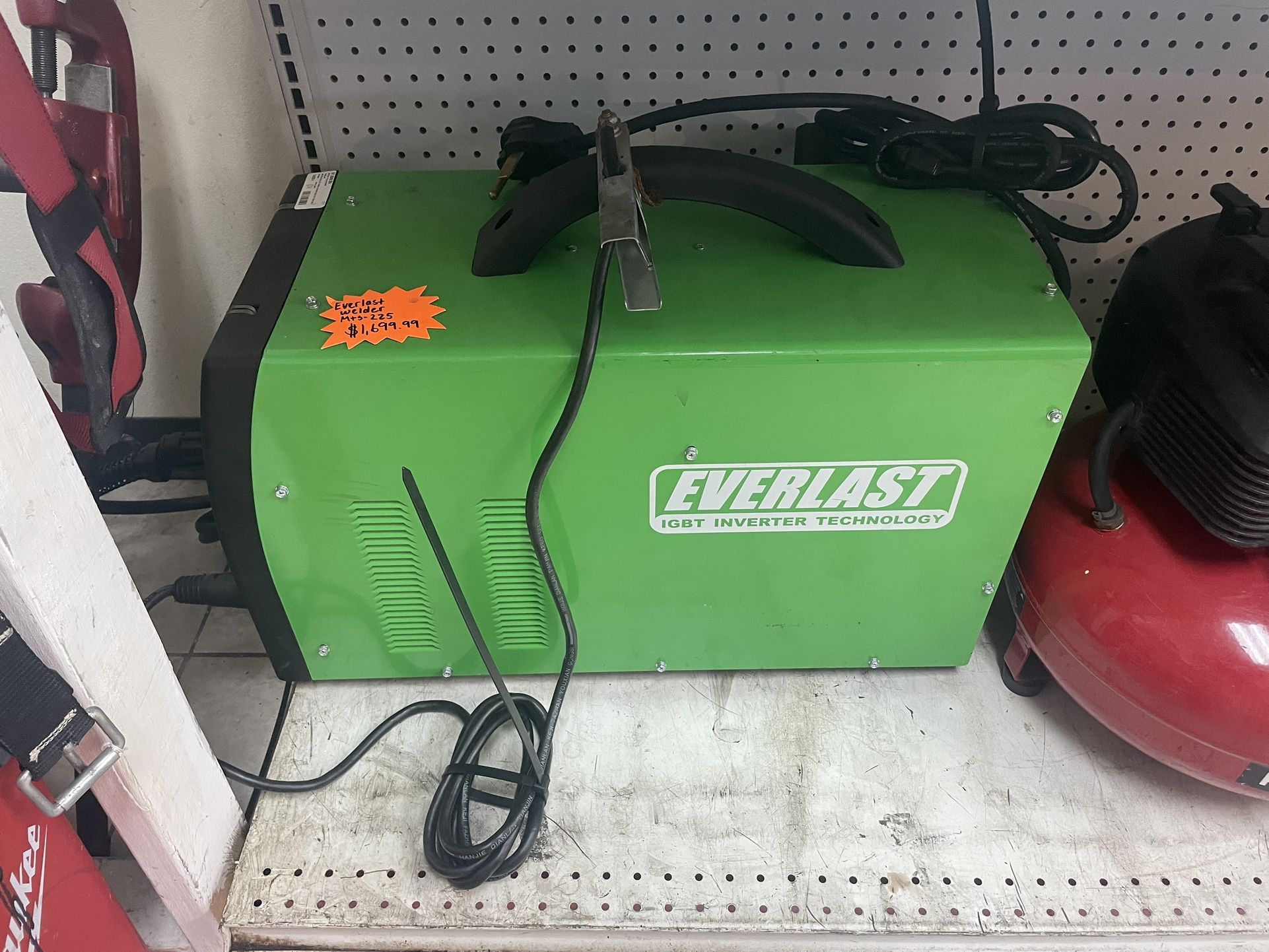 Everlast Mts-225 Welder