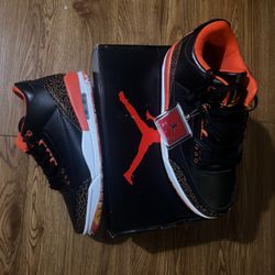 Jordan 3 Retro Kumquat  9.5