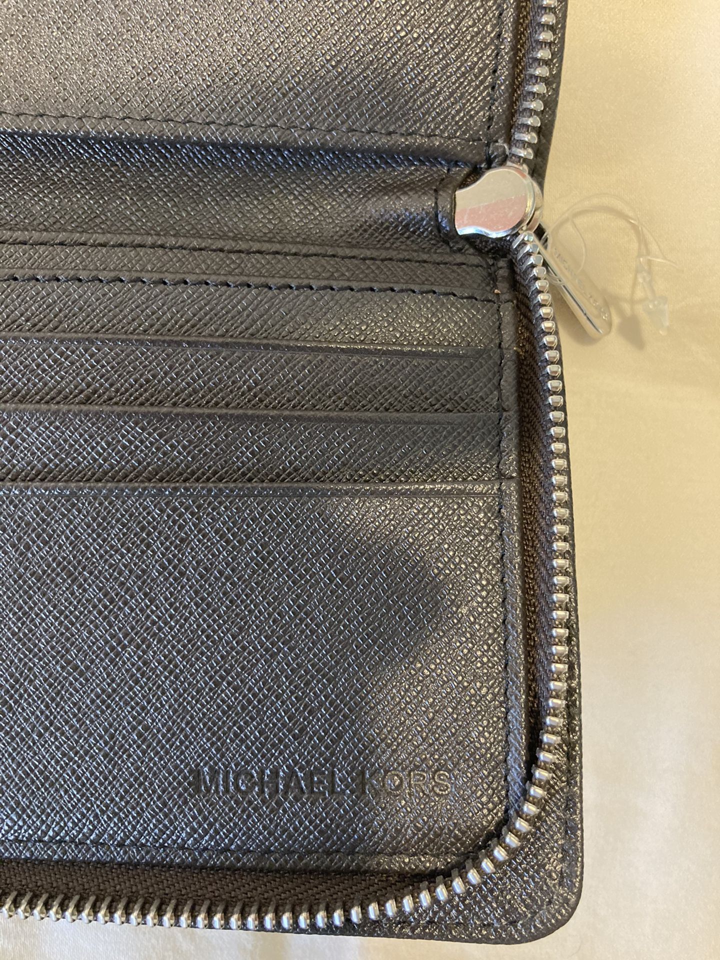 Michael Kors Hamilton Wallet - New w/o tags