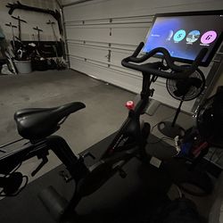 Peloton Bike