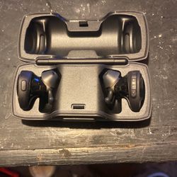 Bose Headphone $60 Pick Up Store Retail $170 Selling $60