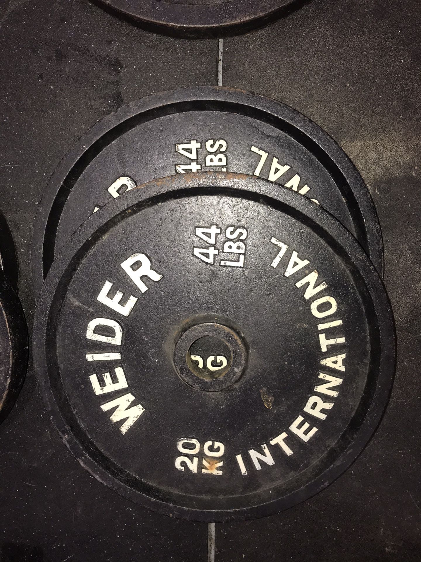 300lbs Olympic Weights/Curl Bar/Dumbbell Bars