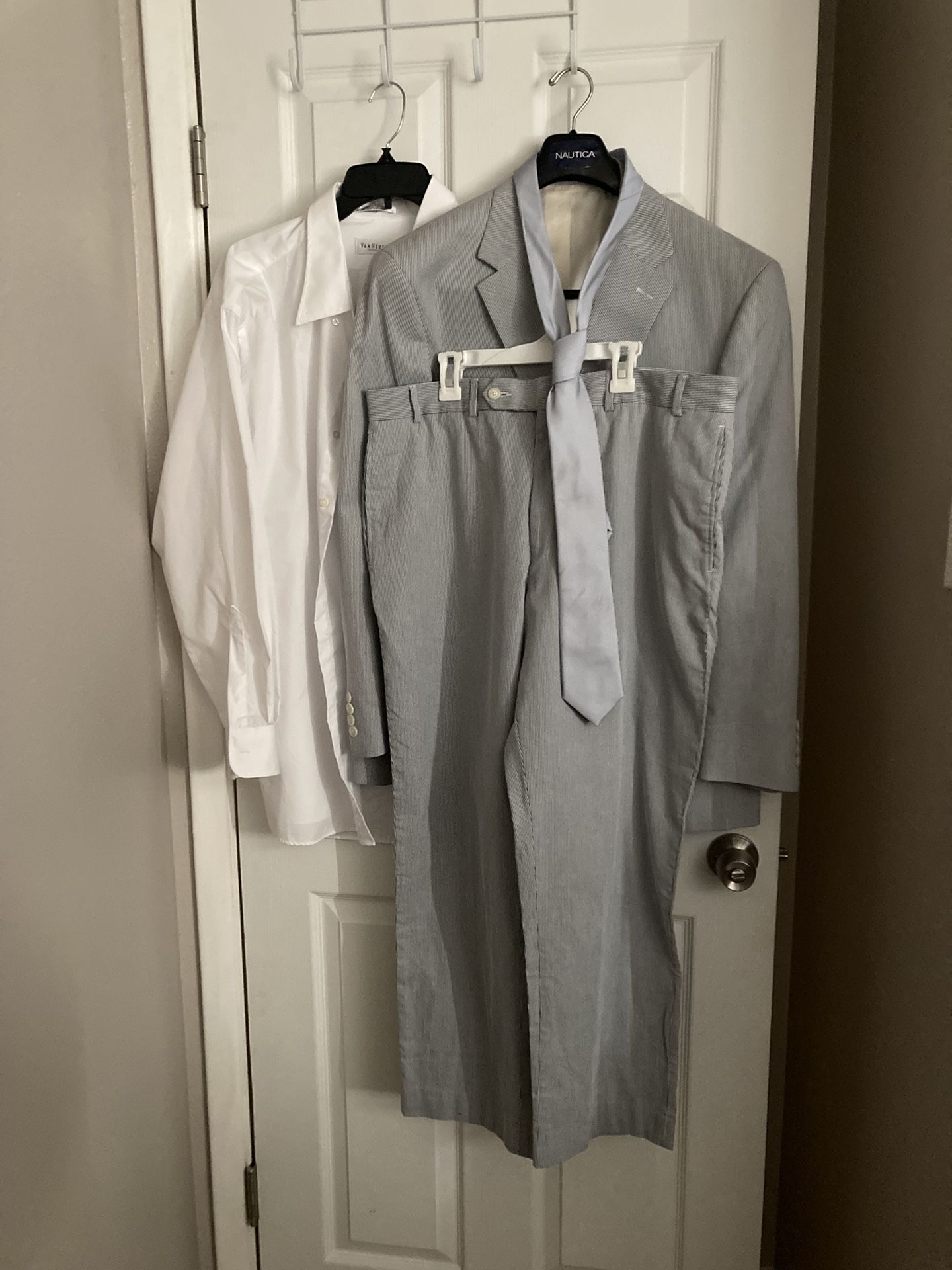 Nautica Men’s Suit/VanHeusen Shirt