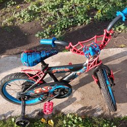 !! Boy's 16 In Wheels  Training  Bicycle  Spider-Man  Used