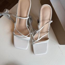 White Strappy Square Toe Heeled Sandals w Clear Heel EUR 39