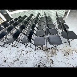Black Folding Chairs For S,a,l,e
