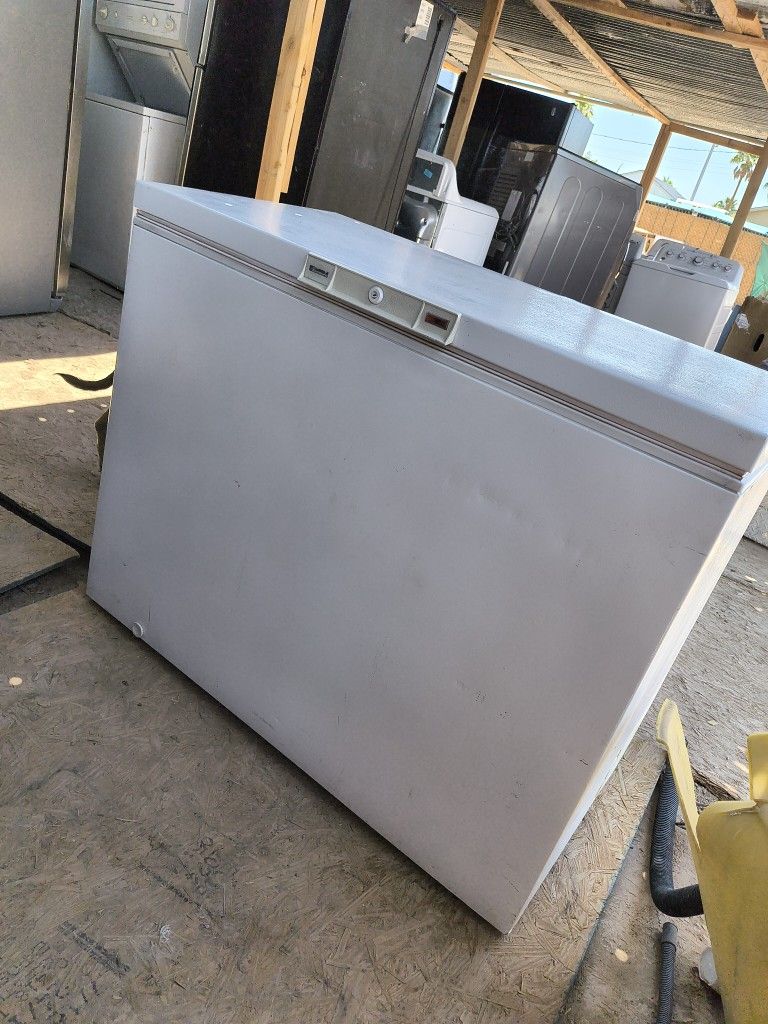 FREEZER