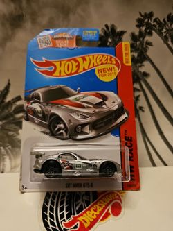 HOT WHEELS