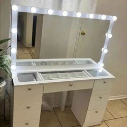 Makeup Vanity