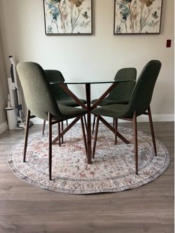 Round Glass Dining Table w/ Chairs