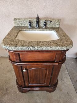 Bathroom Vanity 28"