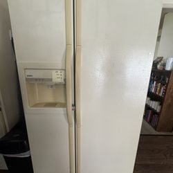Kenmore Refridgerator