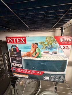 Queen air mattress