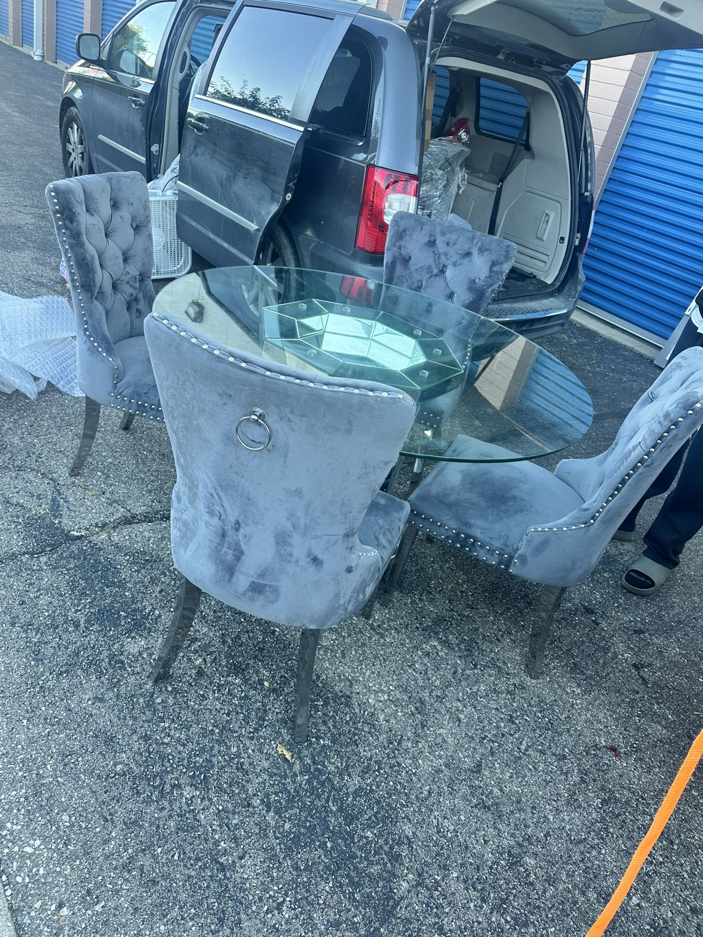 Gorgeous Crushed Diamond Dining Room Set