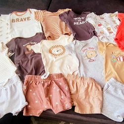 11 Bodysuit And 4 Shorts 6/9 Months