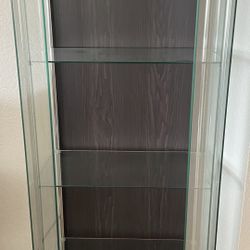 Glass Display Cabinet – Excellent Condition