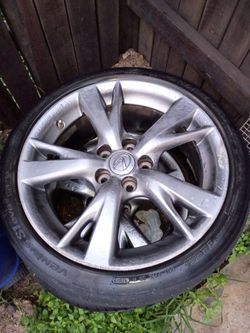 4 wheels 18" Lexus 2010