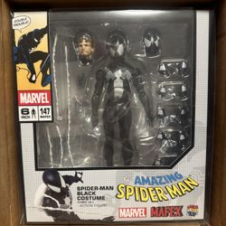 NEW Authentic Medicom Toy MAFEX Marvel Spider-Man Black Costume Symbiote No. 147