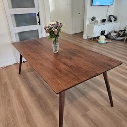 Article Dining Table