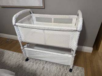 Arm's Reach Clear-Vue Co-Sleeper Bassinet
