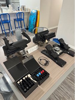 Honeycomb Alpha Flight Controls + Bravo Throttle Quadrant + Logitech G Pro Flight Rudder Pedals