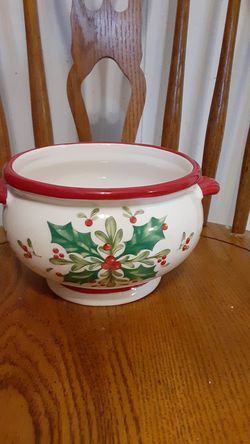 Christmas serving crock