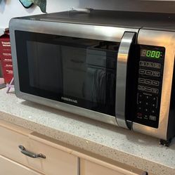 Farberware 1100 Watts Microwave