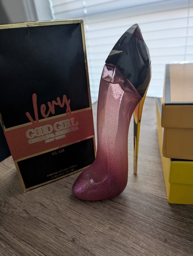 Perfume Carolina Herrera Good Girl / New / Negotiable 