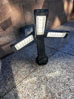 Husky rechargeable light