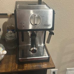 DeLonghi espresso machine 