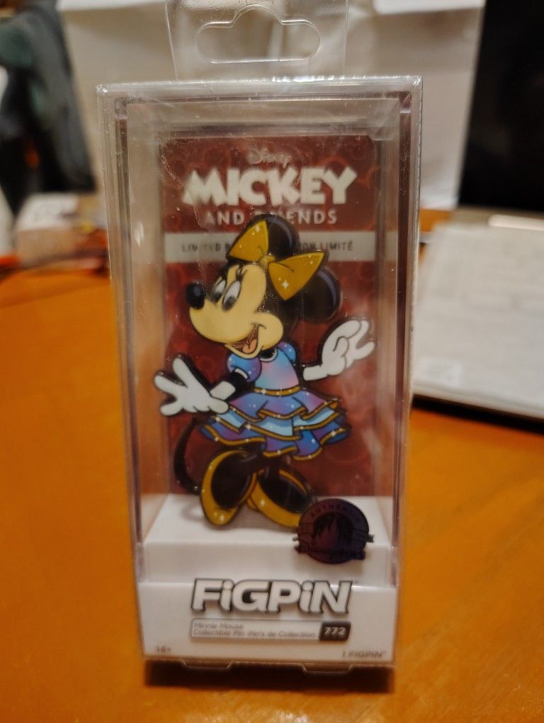 Minnie Mouse FiGPiN